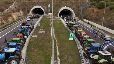 Αγροτικές κινητοποιήσεις: Ανοιξαν οι σήραγγες των Τεμπών – Ο «χάρτης» με τα μπλόκα