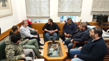 Αρναουτάκης αγροτοκτηνοτρόφοι