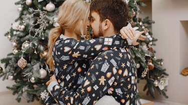 xristougenna zeygari