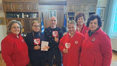 Λιονή ερυθρος σταυρος