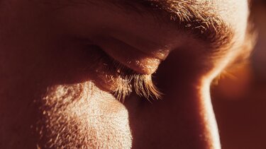 Μπορούμε να βάζουμε ελαιόλαδο στο δέρμα; Ναι, αλλά μόνο αν το κάνουμε σωστά