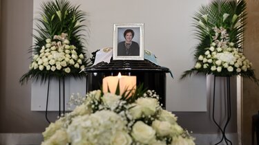 Στο Α΄ Νεκροταφείο το «τελευταίο αντίο» στην Άννα Ψαρούδα Μπενάκη 