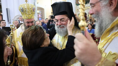 Τίτος Μητέρα 