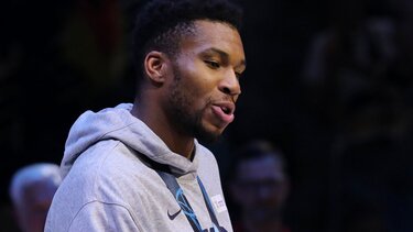 «Βόμβα» από τον ιδιοκτήτη των Μπακς για Αντετοκούνμπο: «Ή θα ανανεώσει ή θα τον ανταλλάξουμε»