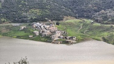 Αποσελέμης βροχή