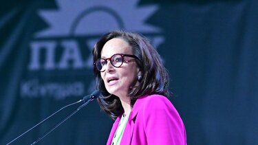  Άννα Διαμαντοπούλου: Υποψήφια για την Κεντρική Επιτροπή και υποψήφια βουλευτής στον Νότιο Τομέα