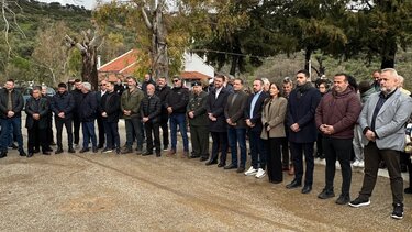 Δήμος Μαλεβιζίου: Τίμησαν τον Ιωάννη Παλμέτη - Σύμβολο ανδρείας και αυταπάρνησης, δήλωσε ο Μεν. Μποκέας