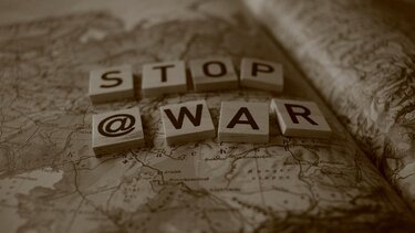 Stop WaR