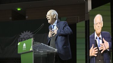 Το συγκινητικό «αντίο» του Απόστολου Κακλαμάνη