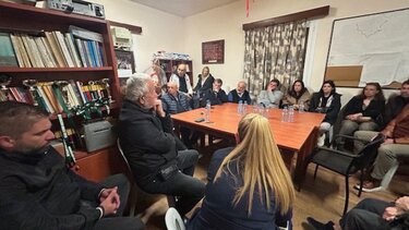 “Στοπ” κατοίκων και επιχειρηματιών στη δημιουργία δομής μεταναστών στις Μαλάδες!