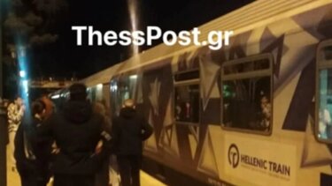 Τελείωσε μετά από δύο ώρες η ταλαιπωρία για τους επιβάτες μετά από βλάβη σε τρένο