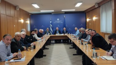 Μέτρα για αφθώδη πυρετό στη Λέσβο: Πλήρη αποζημίωση για το χαμένο γάλα ανακοίνωσε ο Κώστας Τσιάρας