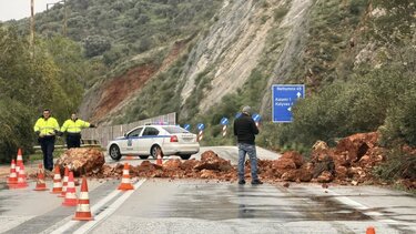 Χανιά: Η βροχόπτωση έφερε… βραχόπτωση!