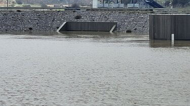 Χώνος, Φράγμα Αποσελέμη, Νερό