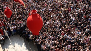 Ατύχημα με τους Μπότηδες στην Κέρκυρα: Κανάτα έπεσε και έσπασε στο κεφάλι γυναίκας