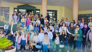 Κάλαντα άνοιξης, Μάλια