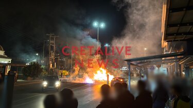 Κατσαμπάς φωτιά Ανάσταση