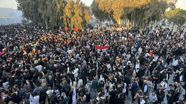 Κατάμεστο το κέντρο του Ηρακλείου για τους θριαμβευτές: