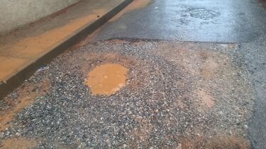 Λακκούβες, Οδός Μηνά Γεωργιάδη