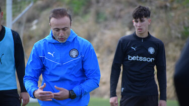 ΟΦΗ: Προπόνησε την Κ19 ο Κόντης