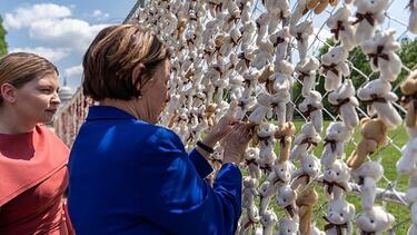 παιδια-ουκρανια-αρκουδακια