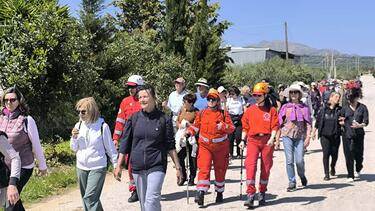 Χανιά: Με επιτυχία η πεζοπορική διαδρομή στην Καληδονία Κολυμβαρίου από τον Δήμο Πλατανιά