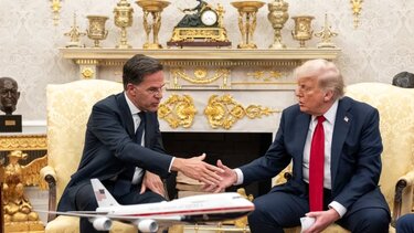 Μαρκ Ρούτε, Ντόναλντ Τραμπ