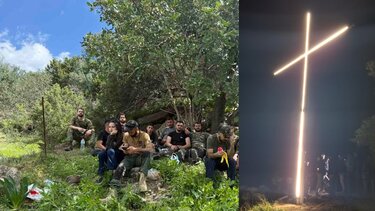 Ένας τεράστιος σταυρός φωτίζει με πίστη και αισιοδοξία τον Σκινιά!