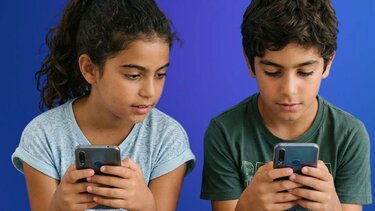 παιδιά social media