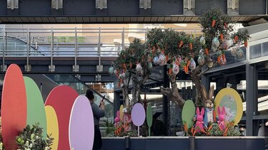 Talos Plaza, Πάσχα