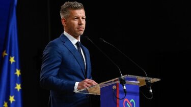 Πέτερ Μαγιάρ