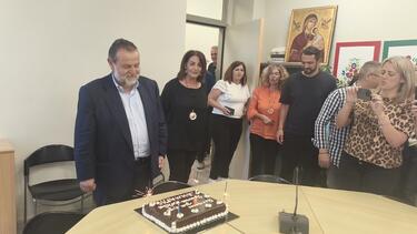 Η ευχάριστη και γλυκιά... έκπληξη στον Βασίλη Κεγκέρογλου, για τα γενέθλιά του!