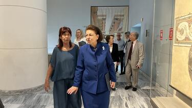 Λίνα Μενδώνη