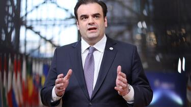 Πόλεμος στη Μέση Ανατολή - Eurogroup: «Αβεβαιότητα και διάρκεια» οι δύο λέξεις-κλειδιά από τον Κυριάκο Πιερρακάκη