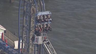 Τέξας, Roller Coaster, Εγκλωβισμός