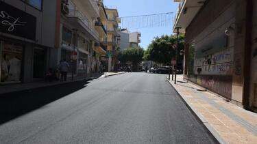 Ηράκλειο: Εργασίες ανύψωσης φρεατίων στην συμβολή των οδών Αγίου Μηνά και Καλοκαιρινού