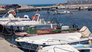 Λιμανάκι βάση γουρνών
