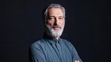 Το Πανεπιστήμιο Κρήτης συγχαίρει τον Γιώργο Κουμεντάκη για την επιτυχία της «Μήδειας» στην Επίδαυρο