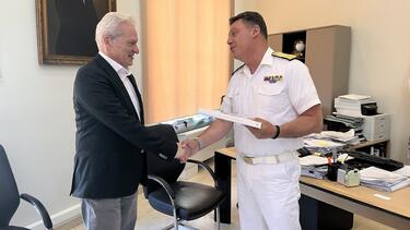kalokairinos_orfanos