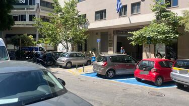 στάθμευση πλατεία δασκαλογιάννη