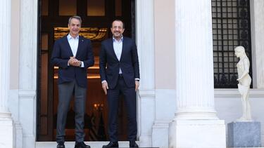 mitsotakis xristodoulidis
