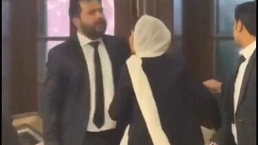 Βίντεο: Άγριες σκηνές μεταξύ παντρεμένου ζευγαριού μετά από... ολέθριο λάθος του συζύγου 