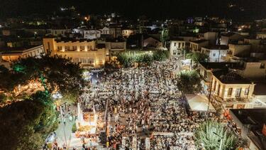 Νεάπολη γλέντι
