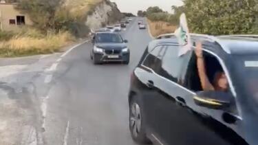 Το ΠΑΣΟΚ ανανεώνει τους δεσμούς του με την Κρήτη και οι δρόμοι του Ηρακλείου πήραν ξανά πράσινο χρώμα!