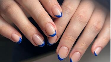 nails