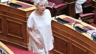 Δεν εξελέγη Αντιπρόεδρος της Βουλής η Έλενα Ακρίτα