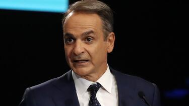 Μητσοτάκης: Με... Μητροπάνο απάντησε στην αντιπολίτευση