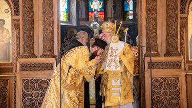 Δύο νέοι διάκονοι στην Ιερά Αρχιεπισκοπή Κρήτης - Φωτογραφίες