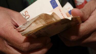 Αυξάνεται στα 300 ευρώ το επίδομα συνταξιούχων: Δικαιούχοι, νέα όρια και αλλαγές στις αυξήσεις