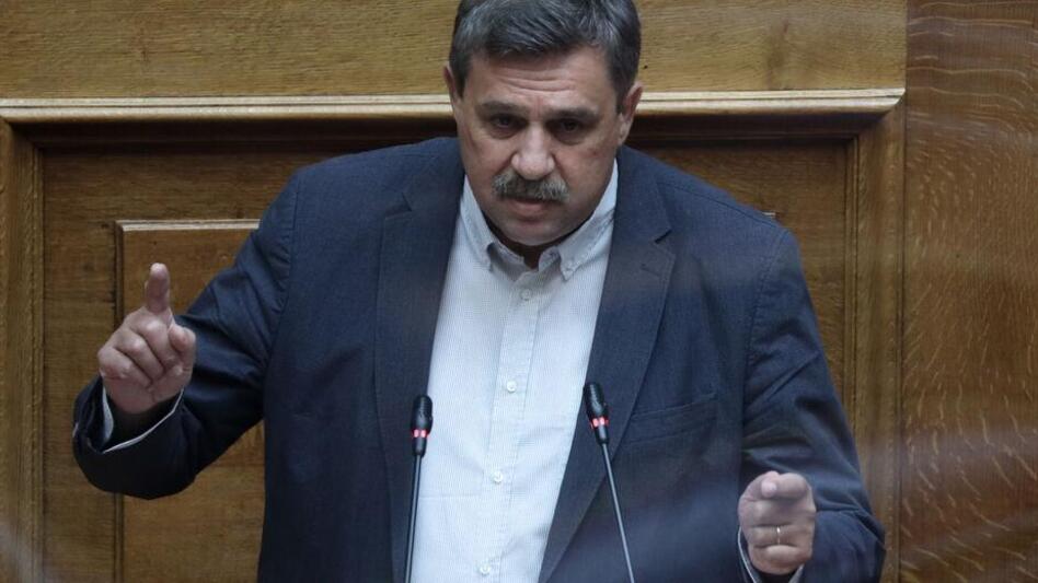 Ξανθός: Να τελειώσει τώρα η αθλιότητα των αναστολών εργασίας